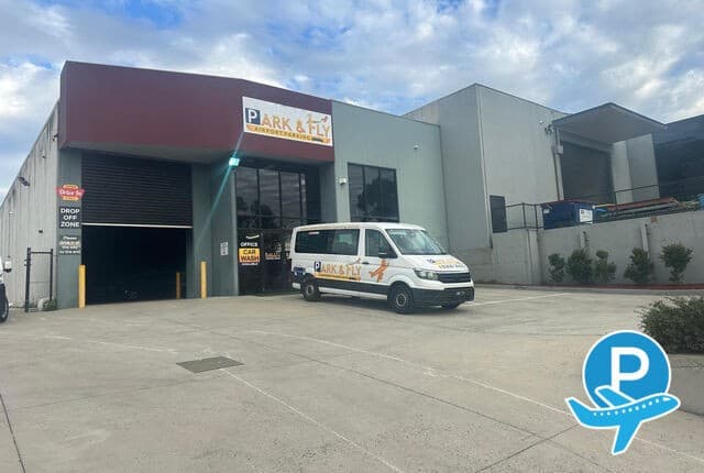 Park and Fly Airport Parking - Melbourne, 10 - 11 Dib Court 1